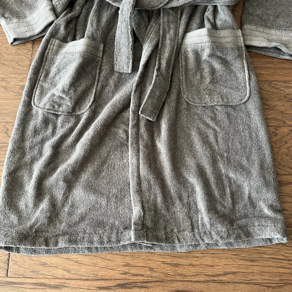 Pottery Barn Gray Robe - Picture 4 of 7